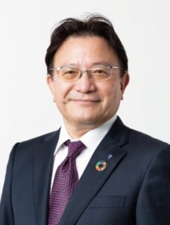 Photo:Director and Senior Managing Executive Officer Toshikazu Yokote