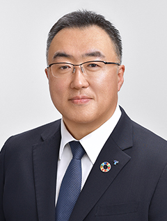 写真:取締役 執行役員 山本 一郎